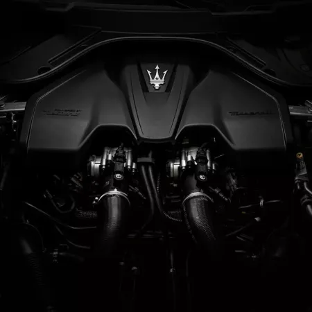 Maserati GranCabrio – L’art du grand tourisme à ciel ouvert - Aix en Provence